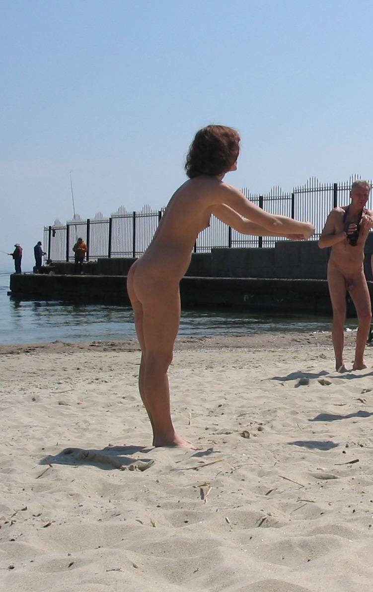 Pure Nudism Images Beach Wall Kids Ball Game - 1