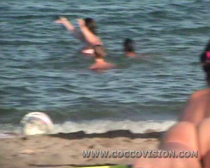 Nudist Videos Lola Loves Playa Vera 2 - 2